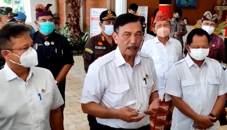 Luhut : PPKM Tetap Diberlakukan selama Covid-19 Masih Ada