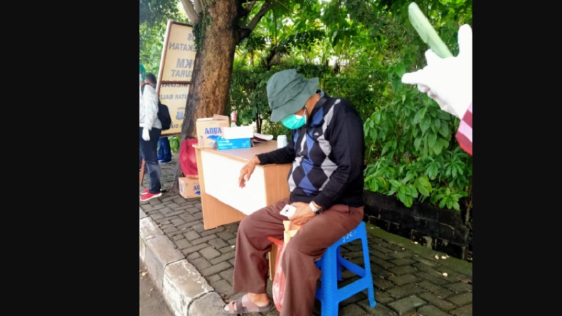 Positif Covid-19, Warga Amerika Serikat Datangi Pos Penyekatan di Medan