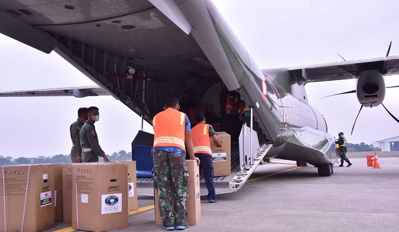 Panglima TNI Kerahkan Pesawat Hercules untuk Kirim Bantuan Alkes ke Pangkal Pinang