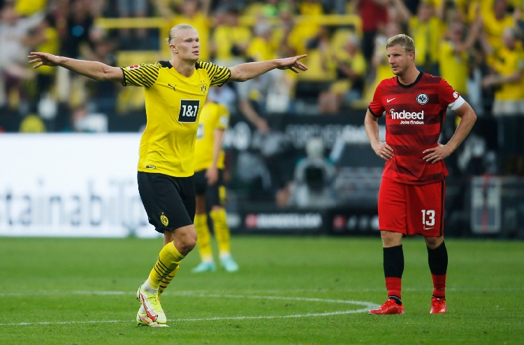 Dortmund Bantai Eintracht Frankfurt, Erling Haaland Tak Punya Lawan