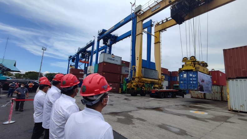 Neraca Perdagangan Indonesia di November 2021 Surplus Rp50,260 Triliun