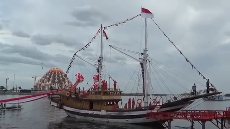 Anjungan Pantai Losari Akan Diselimuti Bendera Merah Putih 