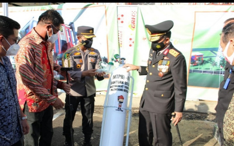 Polda Sumsel Salurkan Beras untuk Tenaga Kesehatan di Masa Pandemi