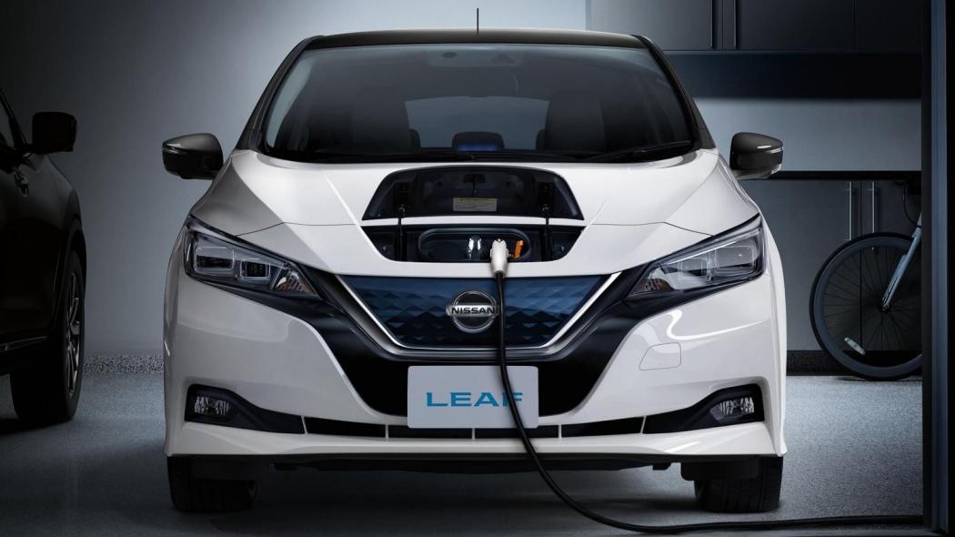 Dijajal 10 Miliar Km, Diuji Petir dan Banjir, Mobil Listrik Nissan Leaf Meluncur di Indonesia