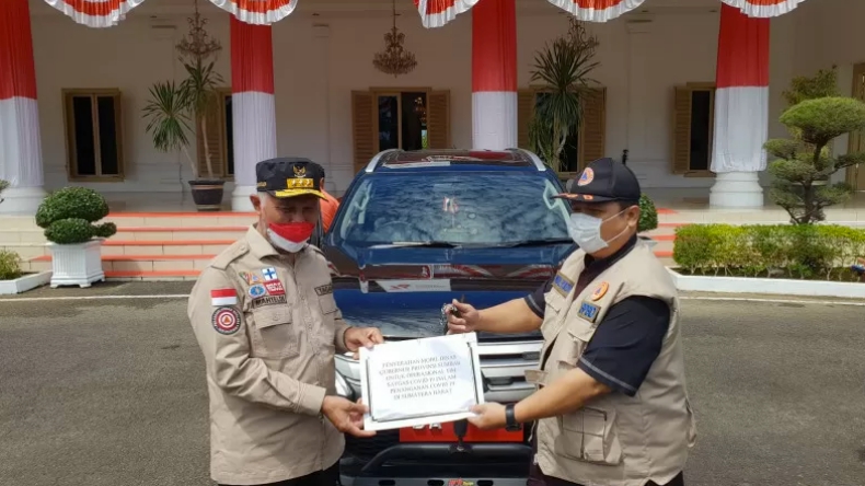 Jadi Polemik, Mobil Dinas Baru Gubernur Sumbar Diserahkan ke Satgas Covid-19
