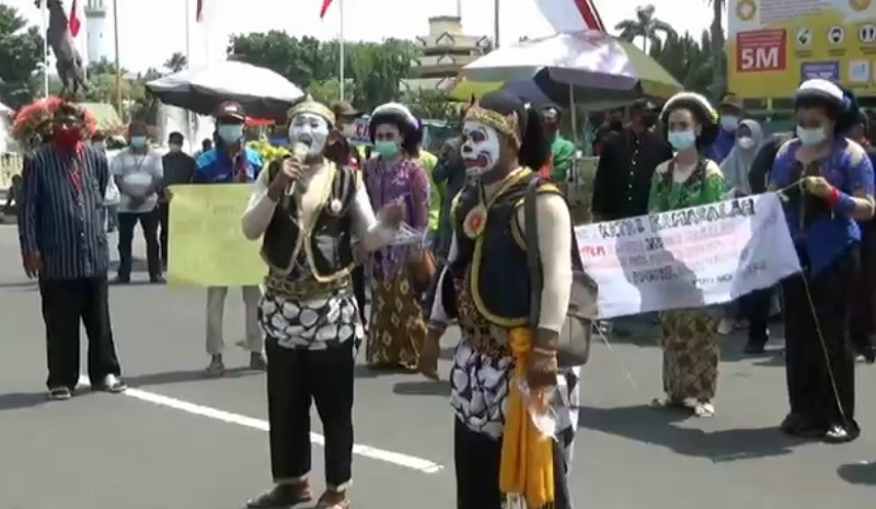 Puluhan Seniman Datangi Pemkab Tuban Minta Kelonggaran Jam Pentas 