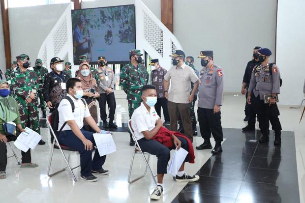 Panglima TNI : Warga Positif Covid Harus Isolasi Terpusat agar Terpantau Kondisinya