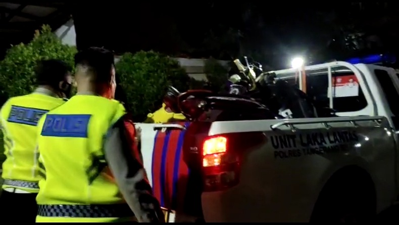 Kecelakaan Motor Adu Banteng di Ciputat, 2 Pengendara Luka-Luka