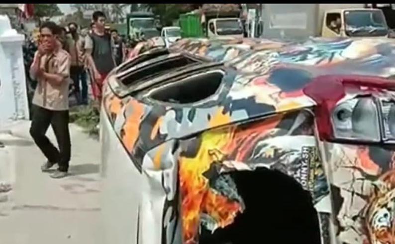 Aksi Perusakan Kantor Ormas di Kebumen, 5 Mobil Rusak, 80 Orang Diamankan 