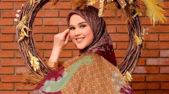 Ayahanda Meninggal, Cut Meyriska: Udah Nggak Sakit Lagi, Love U So Much