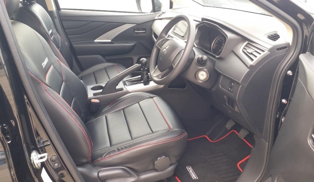 Karpet Mobil Bau Apek, Begini Cara Menghilangkannya