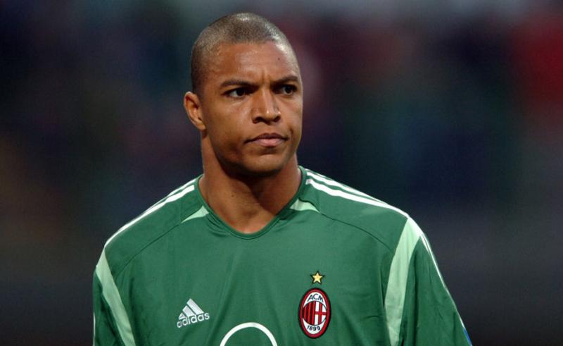 Masa Kecil Nelson Dida Si Legenda AC Milan: Pecinta Voli, Benci Profesi Ayah