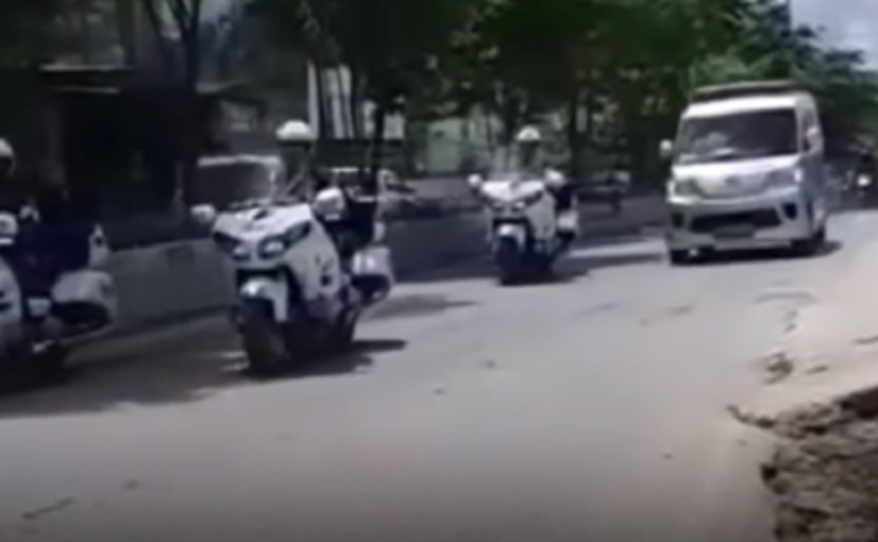 Viral Video Rombongan Jokowi Dahulukan Ambulans, Istana: Harus Jadi Contoh Pejabat Lain