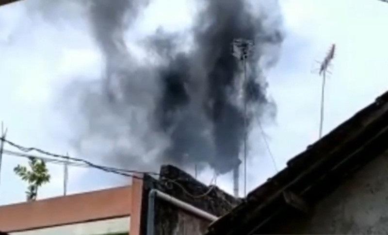 Asap Pembakaran Limbah Medis Cemari Lingkungan, RSUD Kudus Diprotes Warga