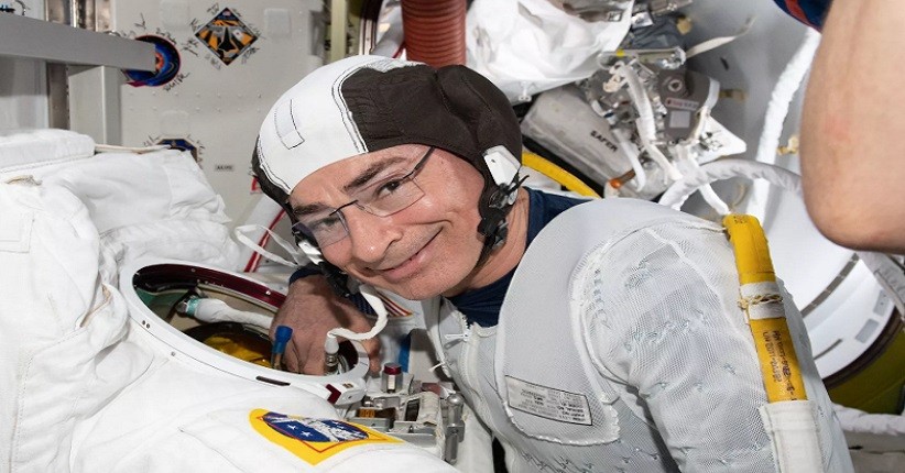  NASA Tunda Spacewalk ISS karena Masalah Kesehatan Astronot