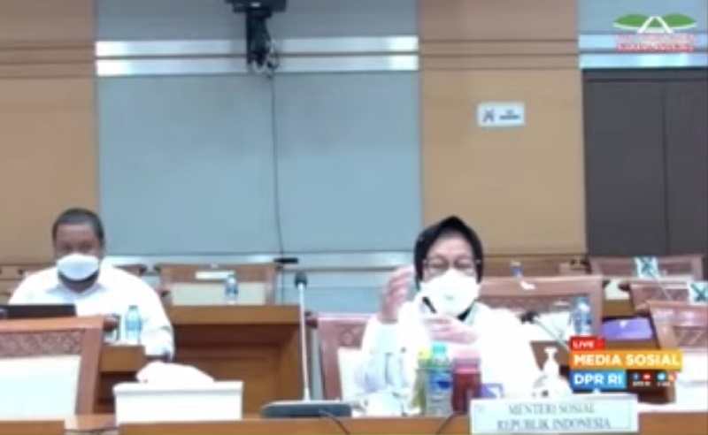 16.000 Anak Jadi Yatim Piatu karena Covid-19, Risma Siapkan Bantuan Rp3,2 Miliar