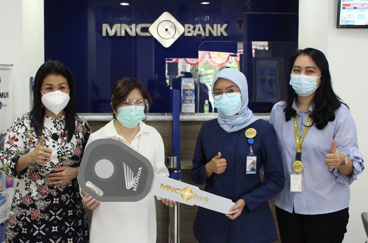  8 Bulan Buka Rekening 