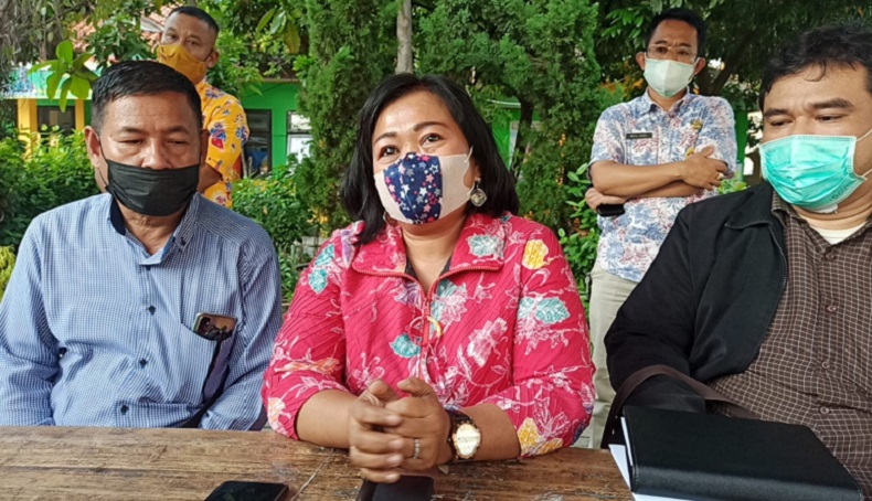 Viral Warga Menyuntik Sendiri Vaksin Covid-19 Berujung Damai