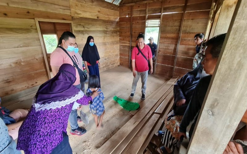 Balita Tewas di Rumah Kosong Ternyata Dianiaya Ayah Tiri, sempat Dibawa ke Hutan