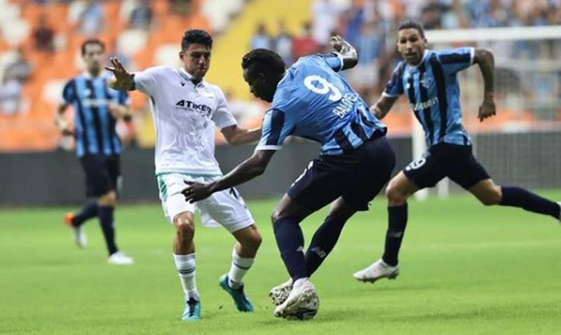 Mario Balotelli Ngamuk di Liga Turki, Sampai Pukul Rekan Setim