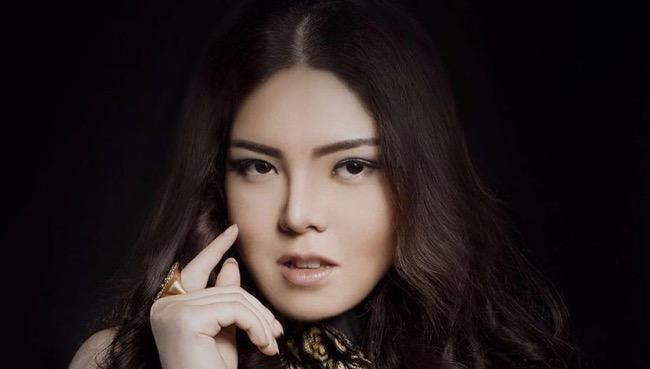 5 Geng Artis Arisan Pakai Dollar sampai Barang Branded, Bikin Melongo!