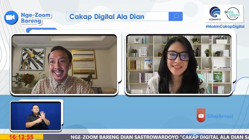 Nge-Zoom Bareng, Dian Sastrowardoyo Bicara Soal Perempuan Produktif di Era Digital 