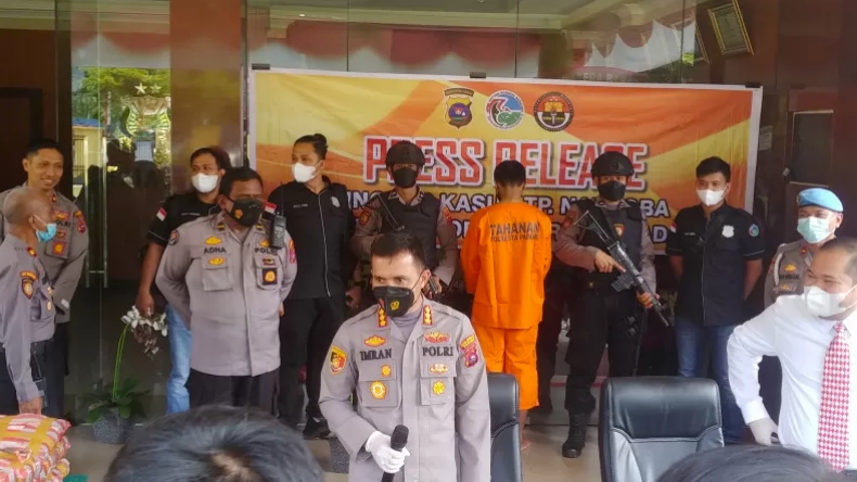 Polisi: Tersangka Sudah 5 Kali Kirimkan Ganja ke Padang 