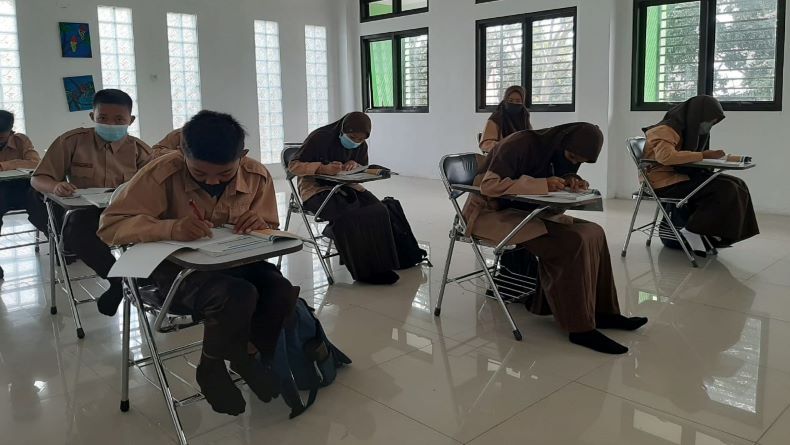 Bangka Tengah Belum Adakan Vaksinasi Covid-19 untuk Siswa, Ini Alasannya