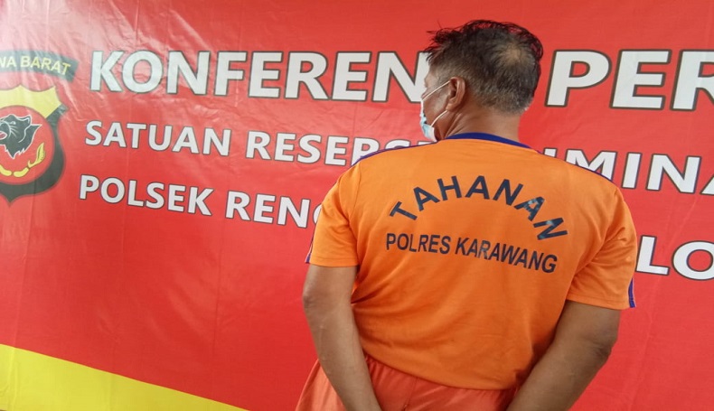 Sakit Hati, Pria di Karawang Habisi Mantan Istri saat Kendarai Motor