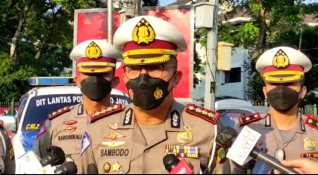 Polisi Goda Perempuan Usai Menilang, Dirlantas Polda Metro :  Hargai Martabat Wanita