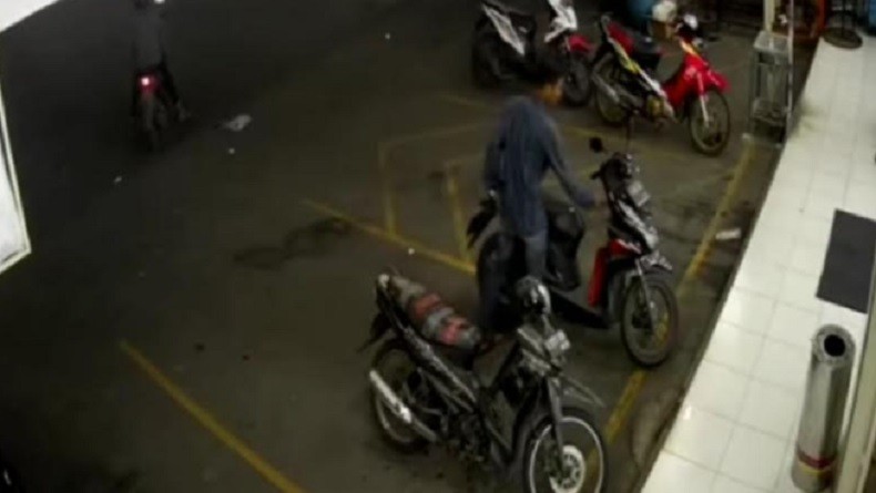 Usut Pencurian Motor Driver Ojol Perempuan di Cengkareng, Polisi Periksa Rekaman CCTV