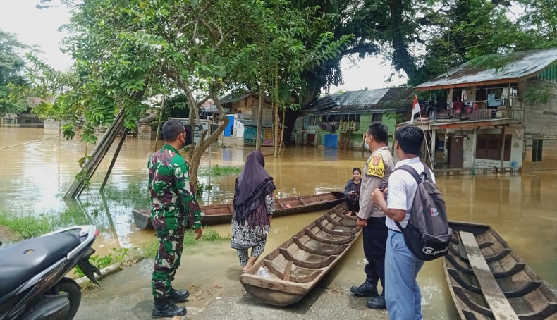 TNI AD Monitor Penanganan Banjir di 3 Desa Aceh Tamiang