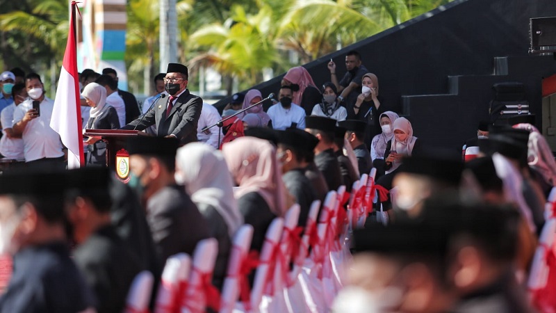 Danny Pomanto Lantik 47 Pejabat Pemkot Makassar di Anjungan Pantai Losari