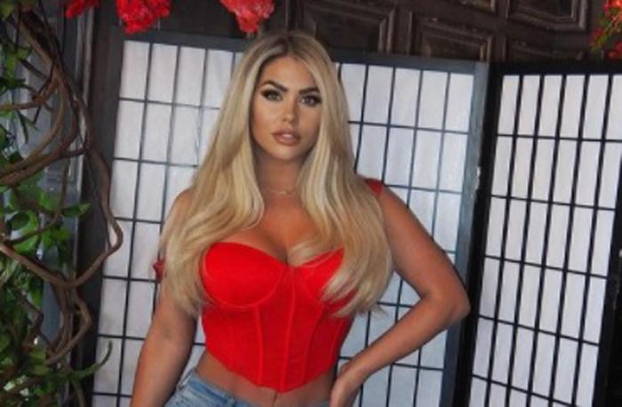 5 Putri Legenda Sepak Bola yang Super Cantik, Nomor 3 Bidadari Old Trafford