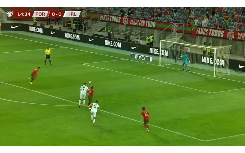 Masih Remaja, Kiper Irlandia Ini Sanggup Tepis Sepakan Penalti Cristiano Ronaldo