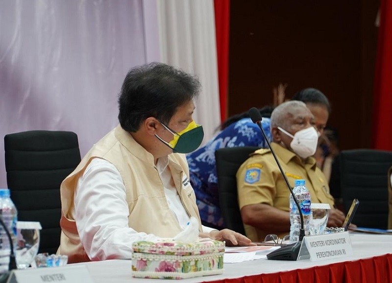 Penanganan Covid-19 di Papua Barat Dinilai Optimal, Menko Airlangga: Tinggal Didorong Pemulihan Ekonominya