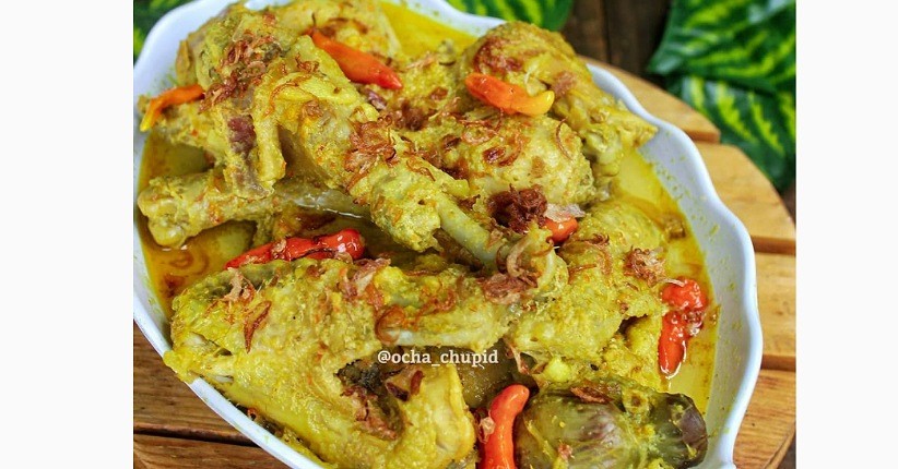 Cara Membuat Opor Ayam Kampung Pedas, Empuk Menggugah Selera