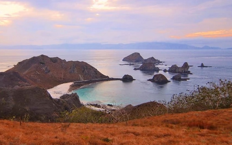 10 Tempat Wisata Pulau di NTB  yang Wajib Anda Kunjungi
