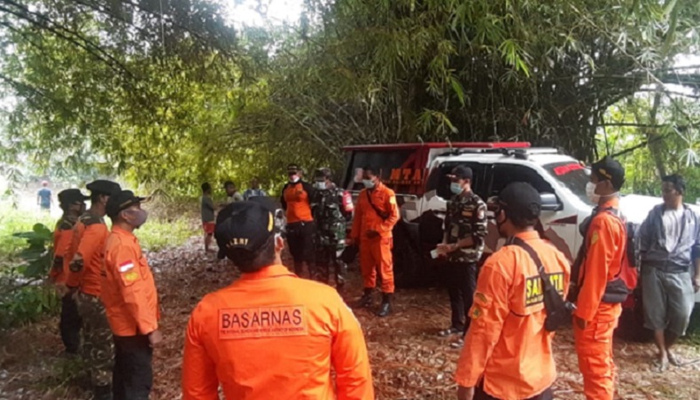 2 Pejudi Sabung Ayam Ceburkan Diri ke Sungai Cidurian karena Hindari Kejaran Petugas
