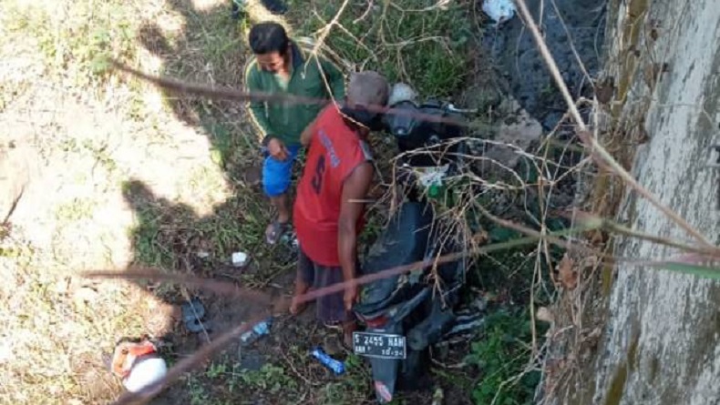 Penemuan Mayat Perempuan Muda di Sungai, Diduga Korban Kecelakaan