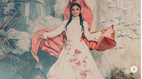 Rimar Callista Sukses Hibur Peserta di Malam Inagurasi Indonesia Visionary Leader