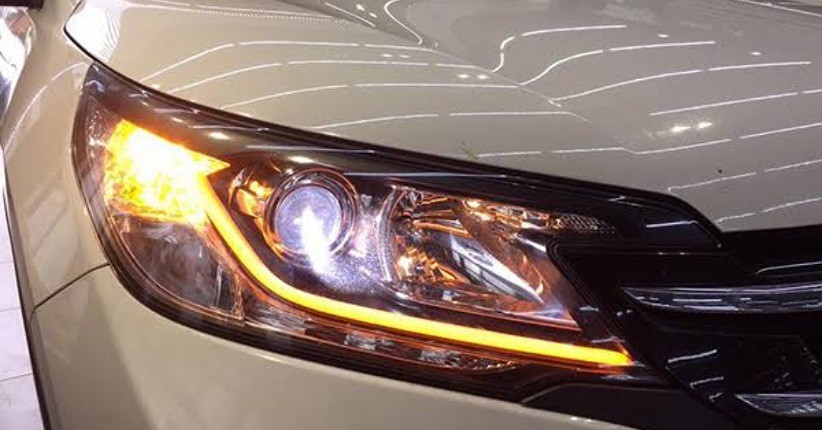 Lampu Mika Mobil Menguning, Begini Cara Membersihkan agar Bening Kembali