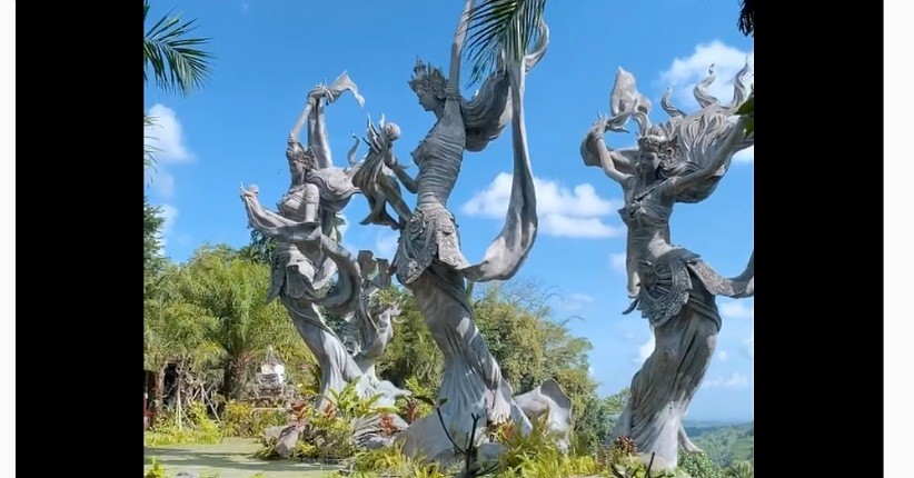Indahnya Taman Dedari Bali, Patungnya Unik seperti Ada di Negeri Dongeng