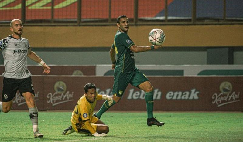 Jose Wilkson Menggila, Persebaya Hajar Persikabo