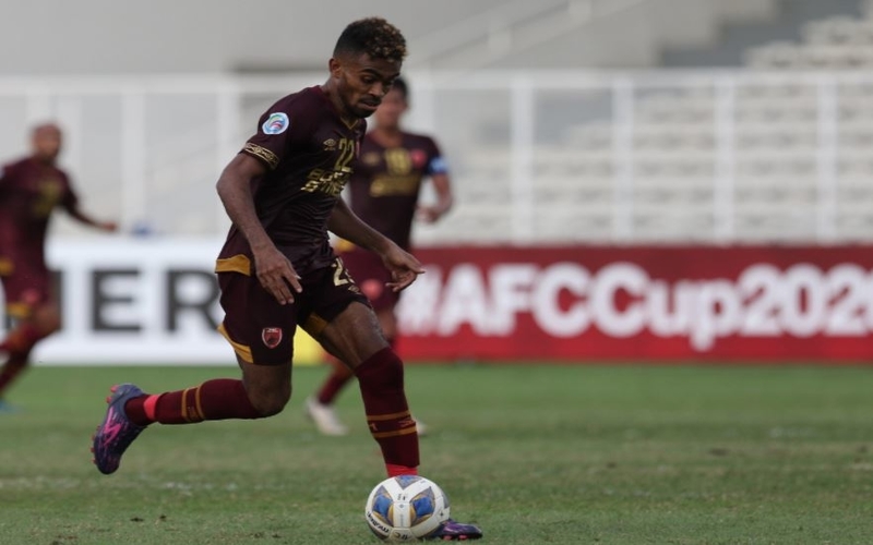 Winger PSM Makassar Yakob Sayuri Alami Cedera Aneh Jelang Lawan Madura United