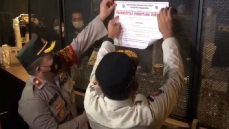 Satpol PP Tindak Dua Tempat Hiburan di Cilandak karena Langgar PPKM