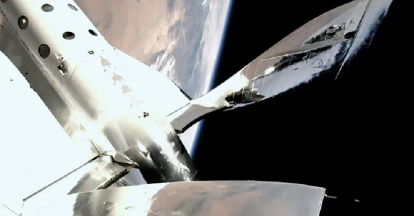 Ekstra Hati-Hati, Virgin Galactic Tunda Penerbangan Penelitian Komersial Pertama