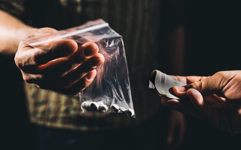 Miris, Emak-Emak Nekat Jual Sabu untuk Bayar Sekolah Anak