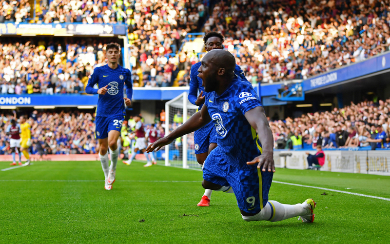 Romelu Lukaku Kapok Meluncur Pakai Kedua Lutut saat Rayakan Gol