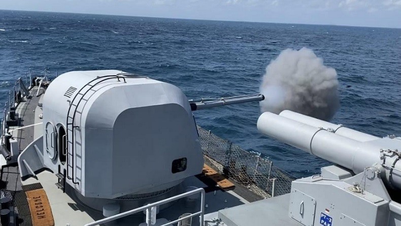 Ganas, KRI Malahayati Bombardir Kapal Musuh Killer Tomato hingga Tenggelam di Laut Jawa